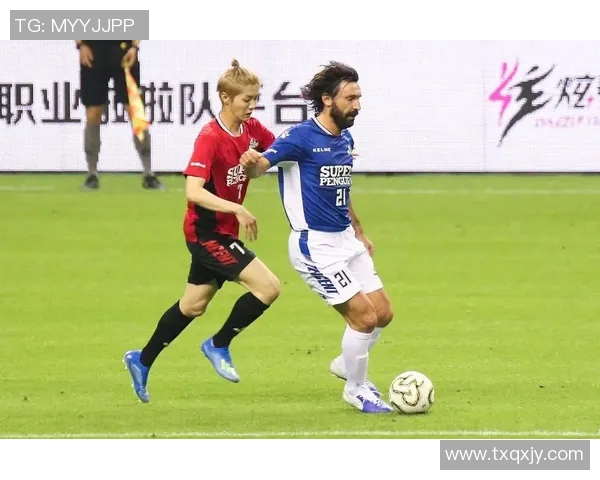 鹿晗目睹足球明星因比赛失利泪洒赛场感动不已的瞬间